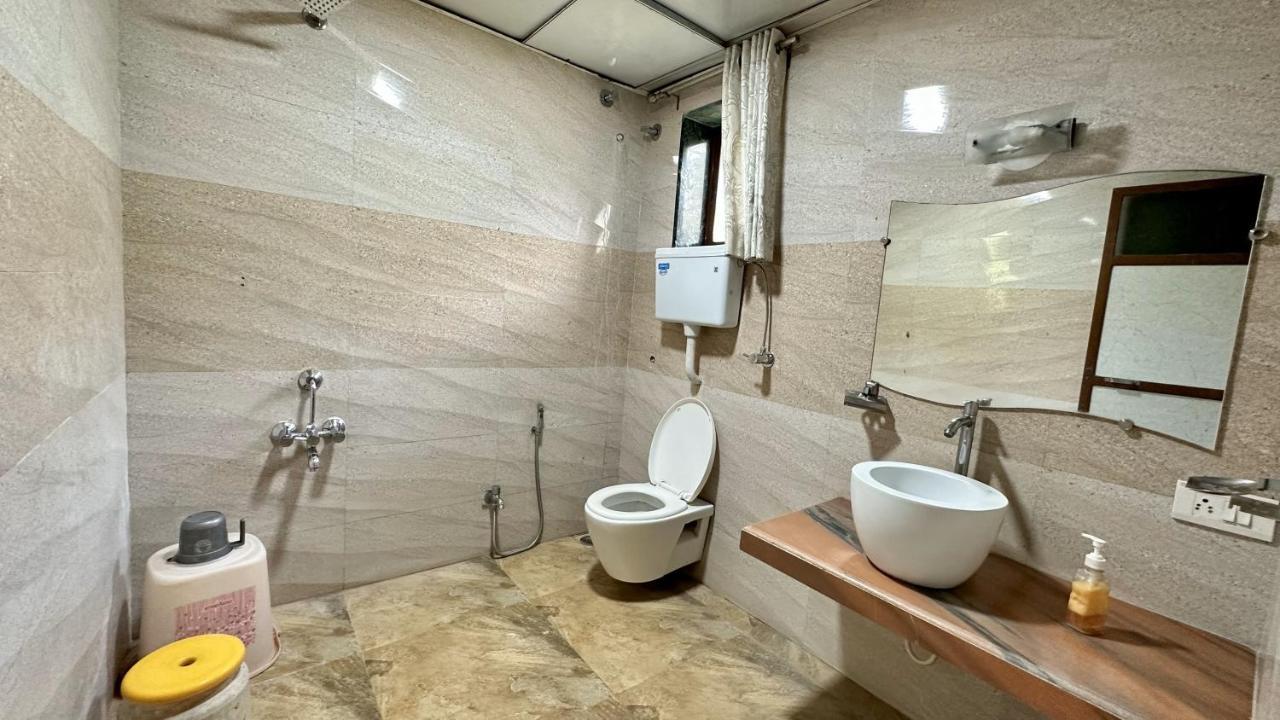 Coral Bay Villa Kashid Exterior photo